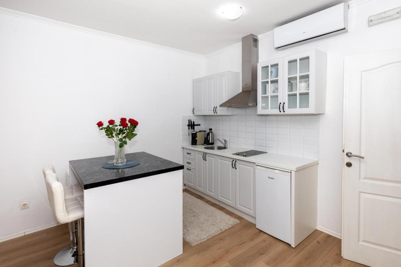 Happy Apartment II Mostar Exterior photo